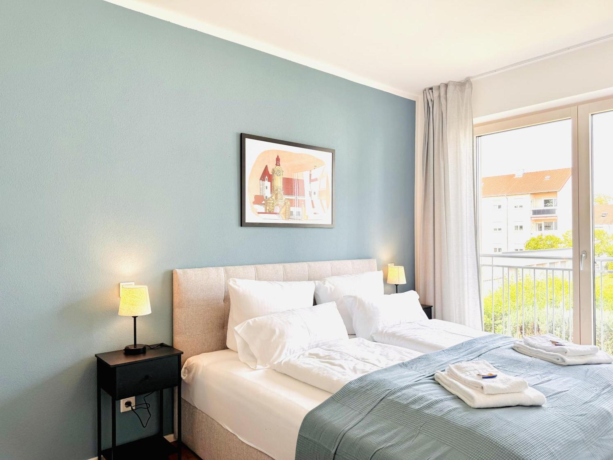 E&K Living - Design Apartments - Netflix - Audi - In Village - Free Parking Ingolstadt Exterior foto